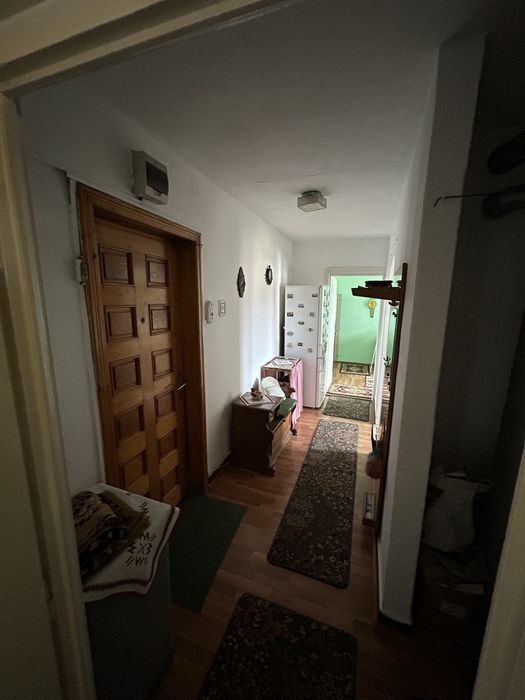 Apartament cu 3 camere