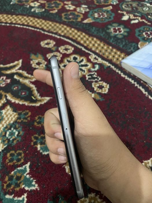 Holati zor hech qayeri snmagan iphone 6 rusumli telefon