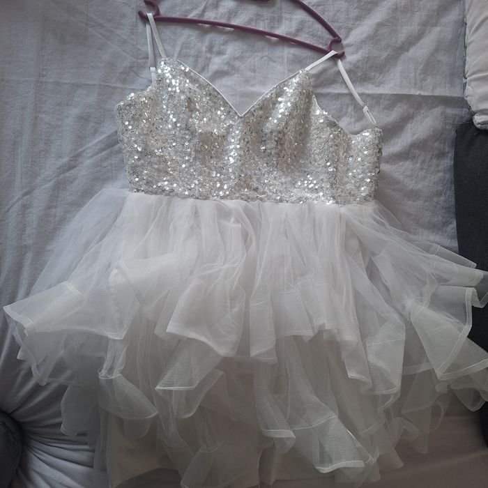 Рокля за поводдд