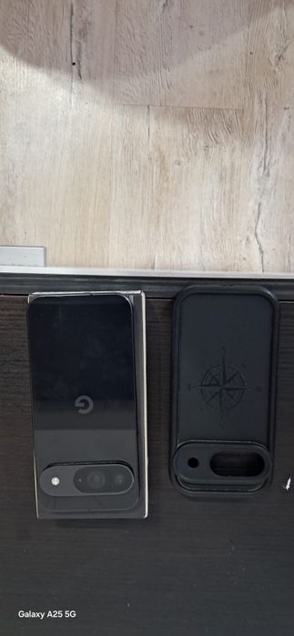 Vând google pixel 9