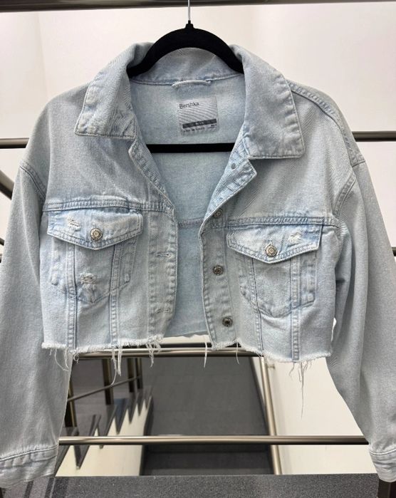 Късо дънково яке Bershka