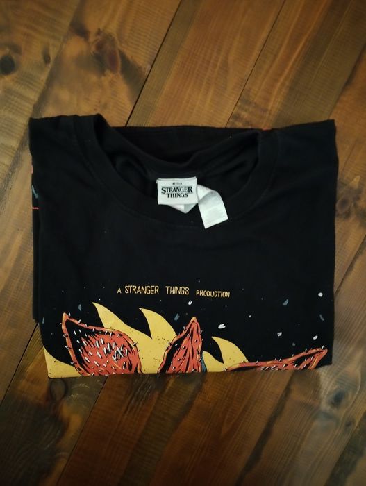 Stranger things - тениска