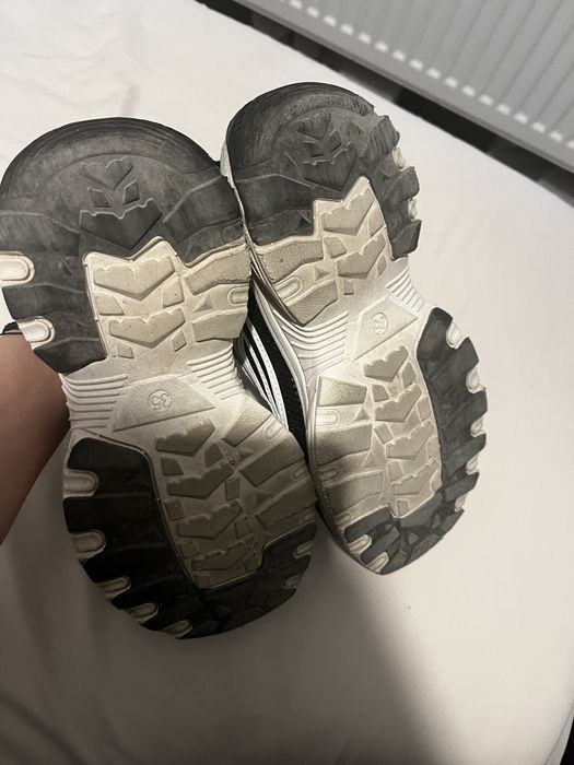 Adidasi Reserved 35