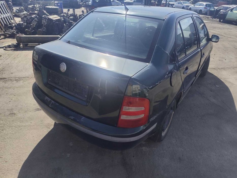 Skoda Fabia 1,4 - 101к.с - 2003г. на части