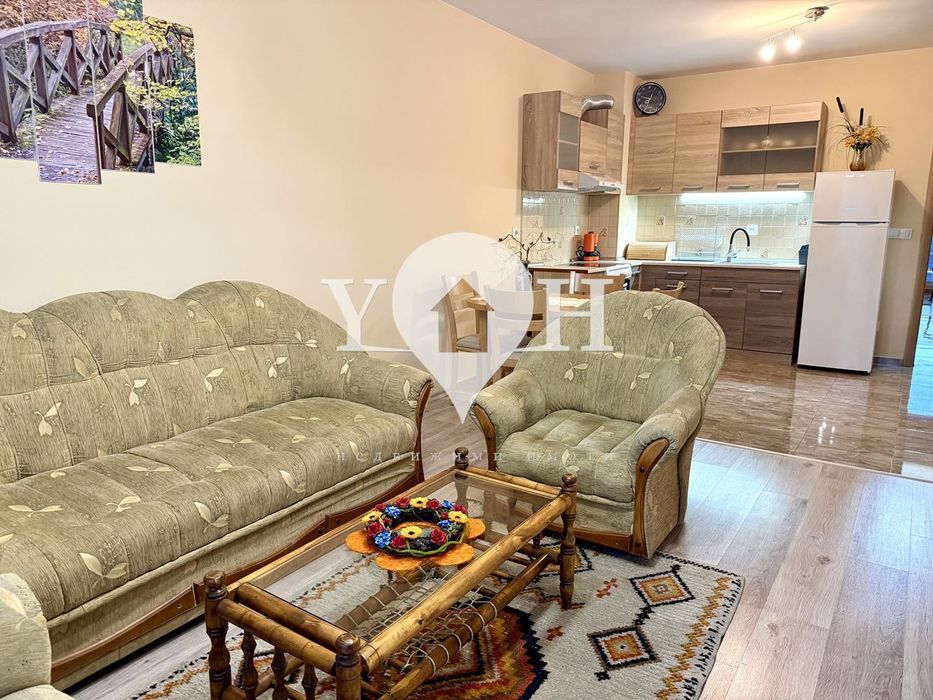 Дава се под наем Тристаен апартамент в София, Център - 94 кв.м за 714 € - Снимка #1