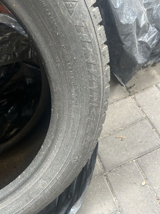 Зимные шины продам