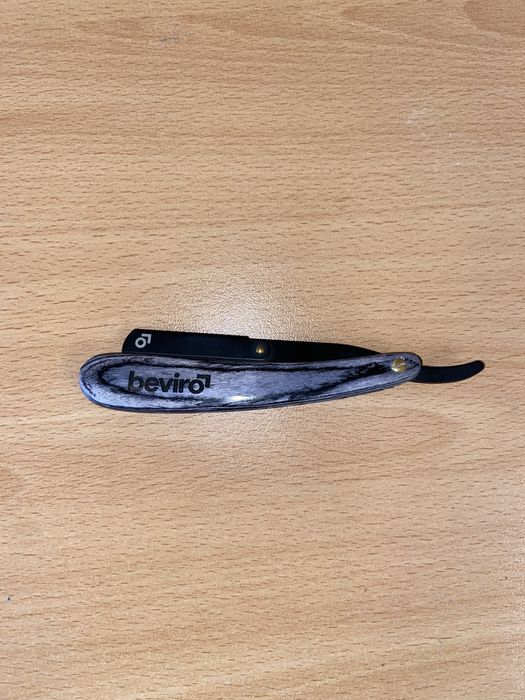 Бръснач ( Shavette).