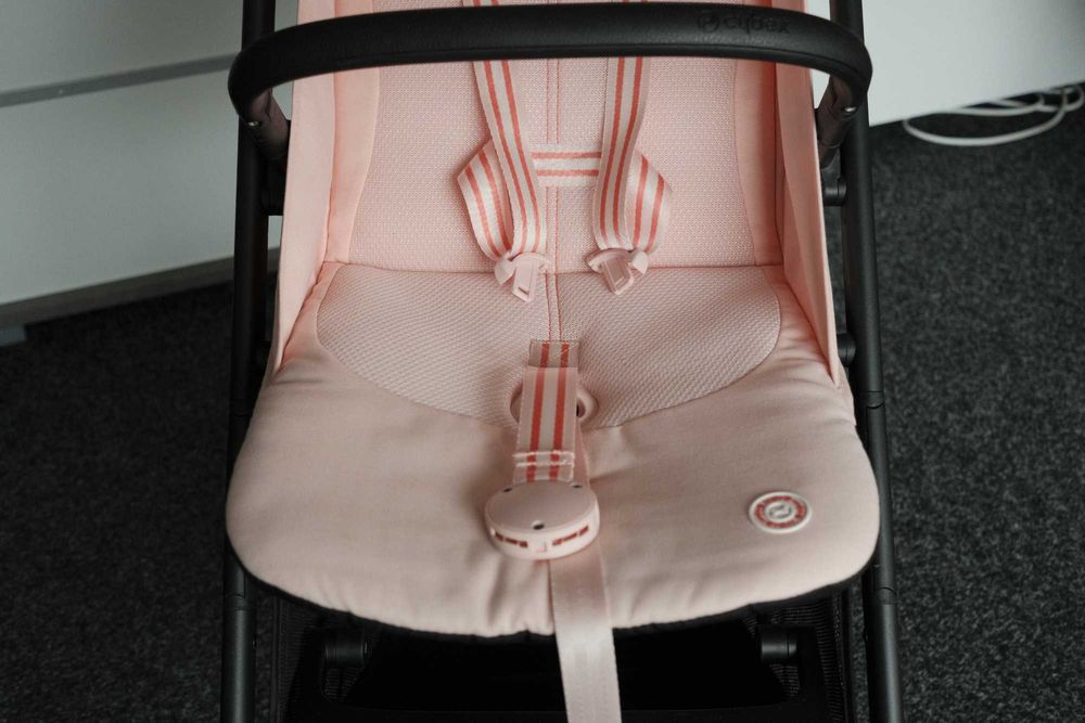 Бебешка количка Cybex Beezy