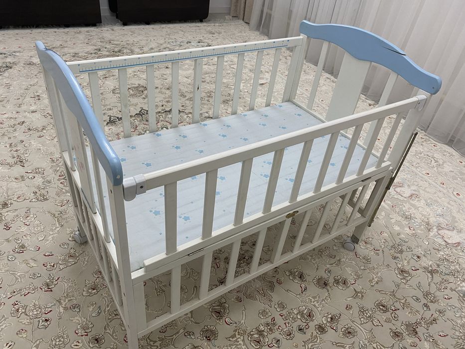 Продам детский манеж