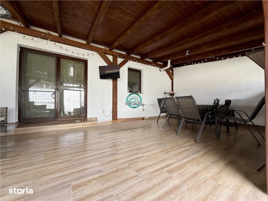 Casa cu 4 camere de vanzare, moderna, teren 577 mp, in Unirii