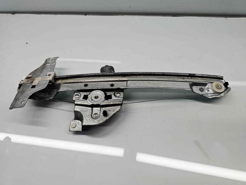 Macara electrica geam dreapta fata Peugeot 2008 [Fabr 2013-prezent]