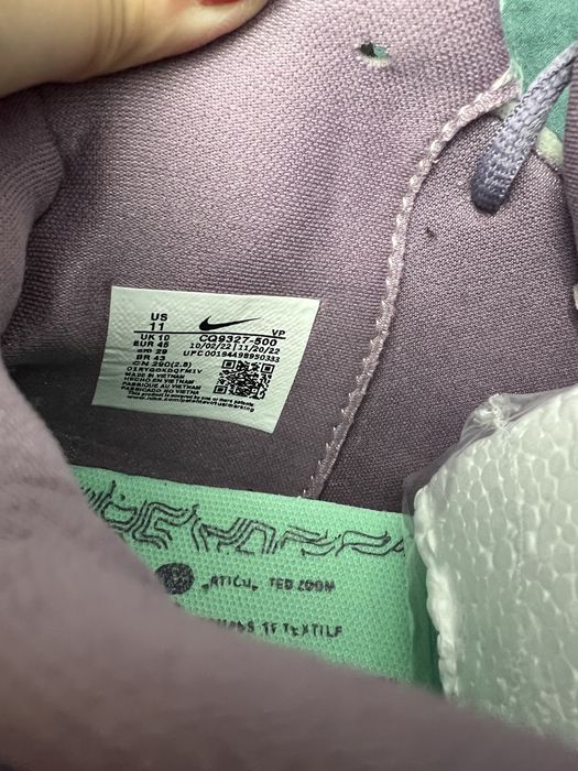 отличные баскетбольные Кроссовки Nike 12000