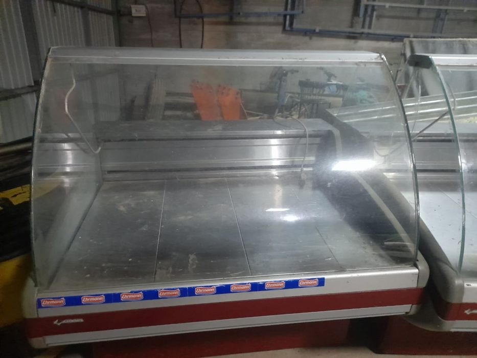 Ветринный холодильник