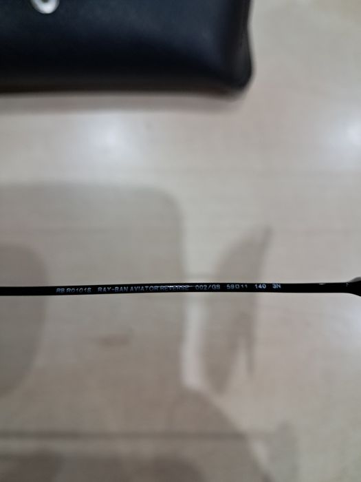 Продавам RAY BAN