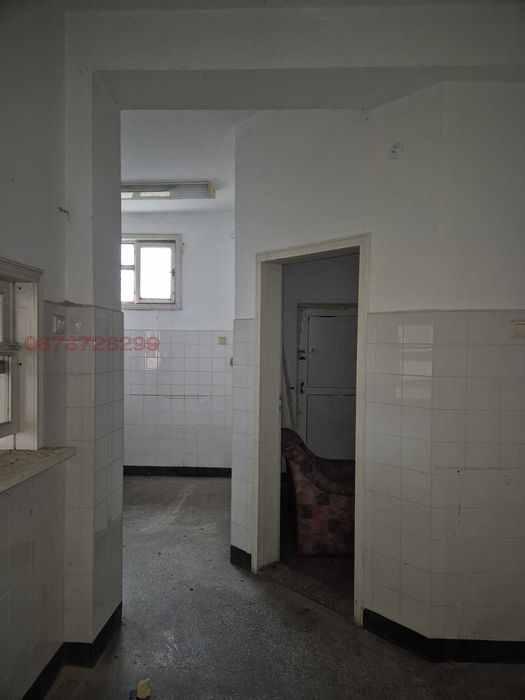 Продава ПРОМИШЛЕНО ПОМЕЩЕНИЕ