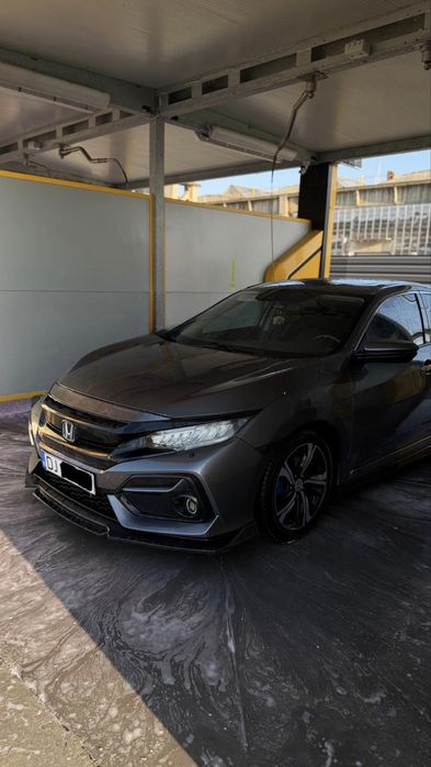 Honda Civic X 1.5 Turbo CVT