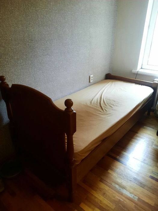 Продаётся кровать