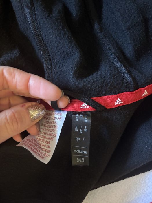 Adudas Спортни екипи и суитчери