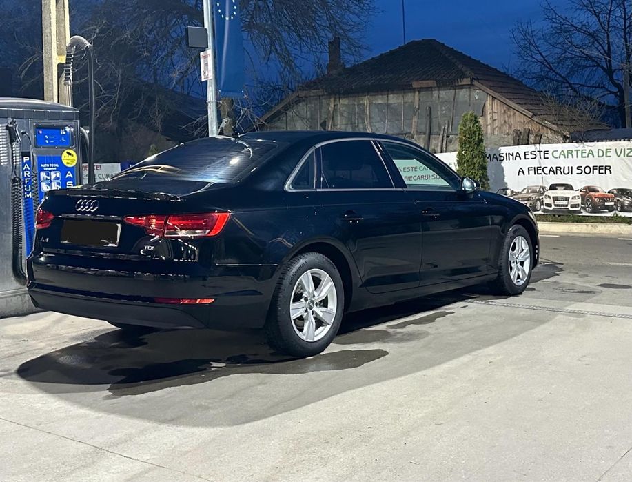 Vând Audi A4 2017
