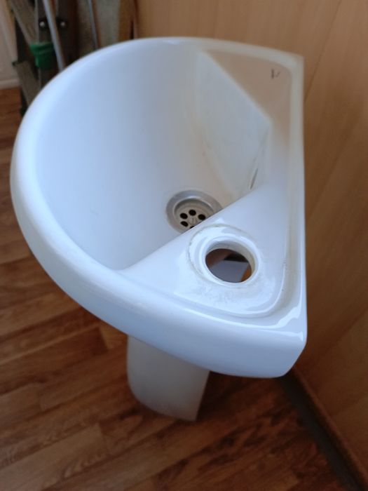 Умывальник компактный