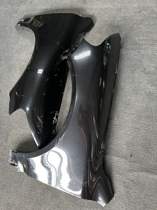 Aripa fata Volkswagen Touareg 7L 2002 2010 stanga drea negru metalizat