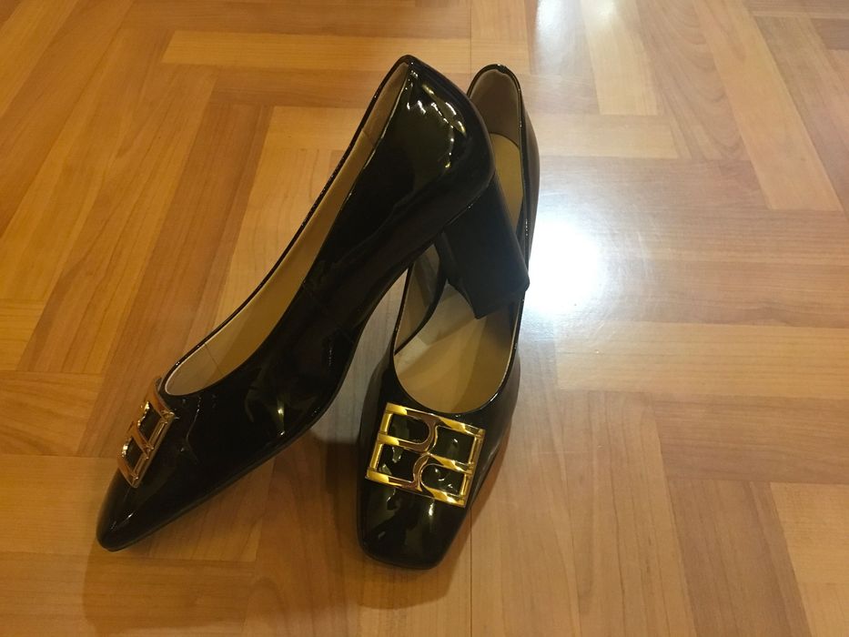 Pantofi din piele lacuita Hogl