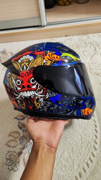 Шлем с наушниками