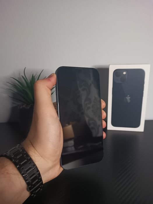 iPhone 13, Midnight - în stare Excelentã!