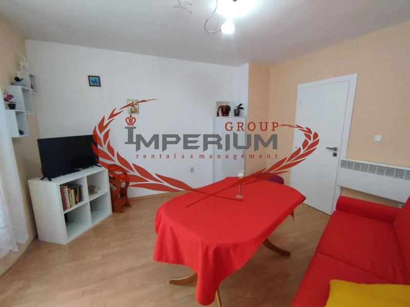 Дава се под наем Тристаен апартамент в Варна, Гръцка махала - 60 кв.м за 612 € - Снимка #6