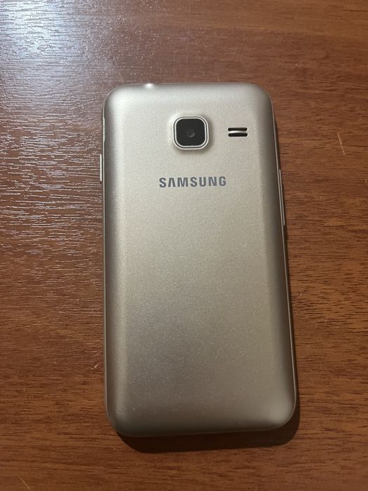 Samsung J7  Galaxy
