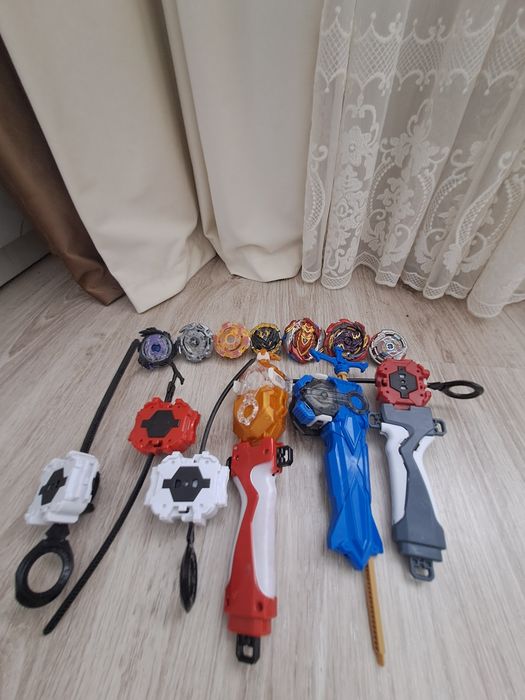 Продаю бейблейды/Beyblade Волчки