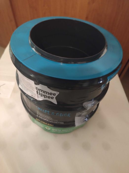 Хигиенен кош за памперси Twist&Click и резервна касета