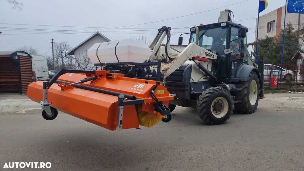 Perie asfalt cu colector si sistem stropire 240 cm