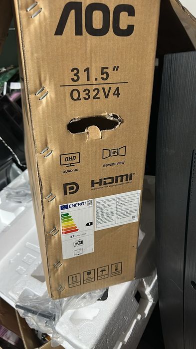 Монитор 31.5 дюйм.