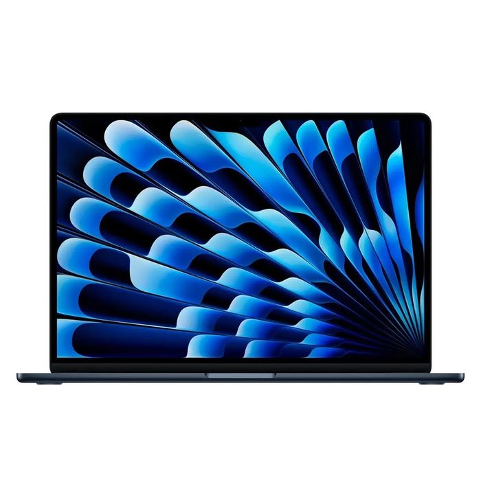 MacBook Air 13’’ with M5 16GB RAM, 512GB. Midnight.