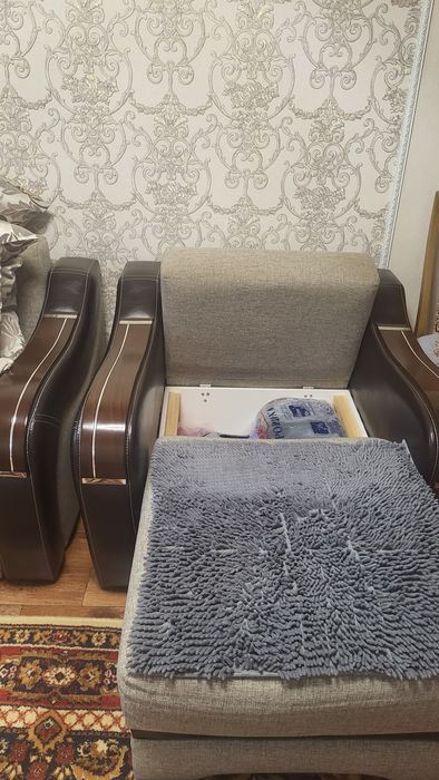 Кресло и диван,  б/у