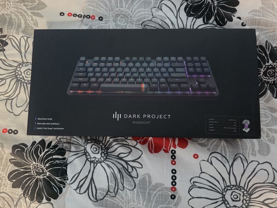 Продавам Механична Клавиатура Dark Project Midnight (TKL Layout)