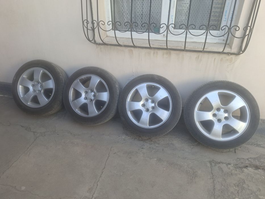 Продам диски с резиной r16 5/100  audi