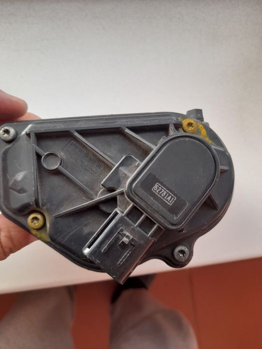 Продам дроссель на Форд фокус.