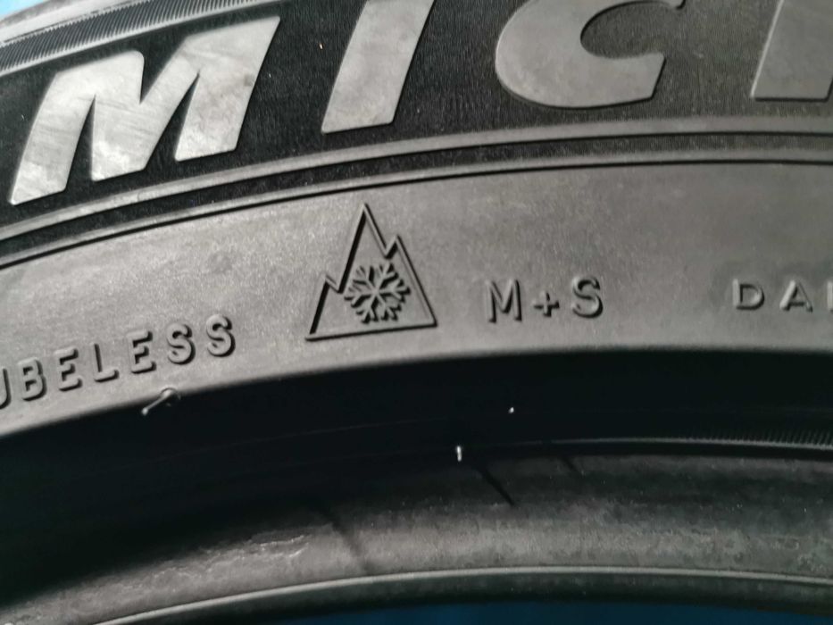 275/45 R20 - michelin runflat m+s 4 bucati
