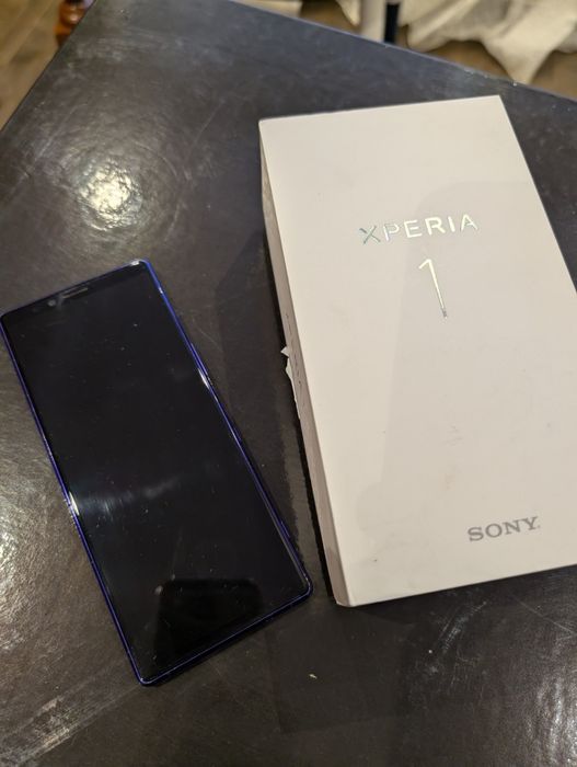 Телефон Sony Xperia 1
