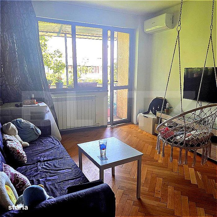 Apartament 4 camere, 88 mp, zona Micro 16