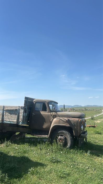 Продам Трактор и газ 53