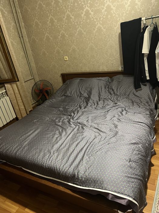 Кровать двухспальная БЕСПЛАТНО