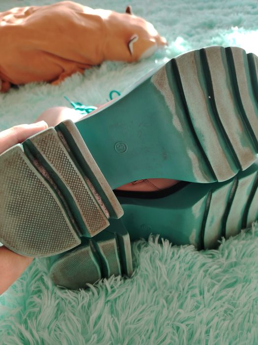 Продам ботинки в хорошем состоянии