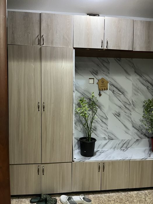 Стенка, прихожая