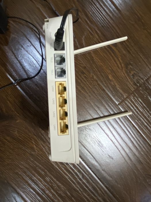 роутер Huawei EchoLife HG8245H5 GPON