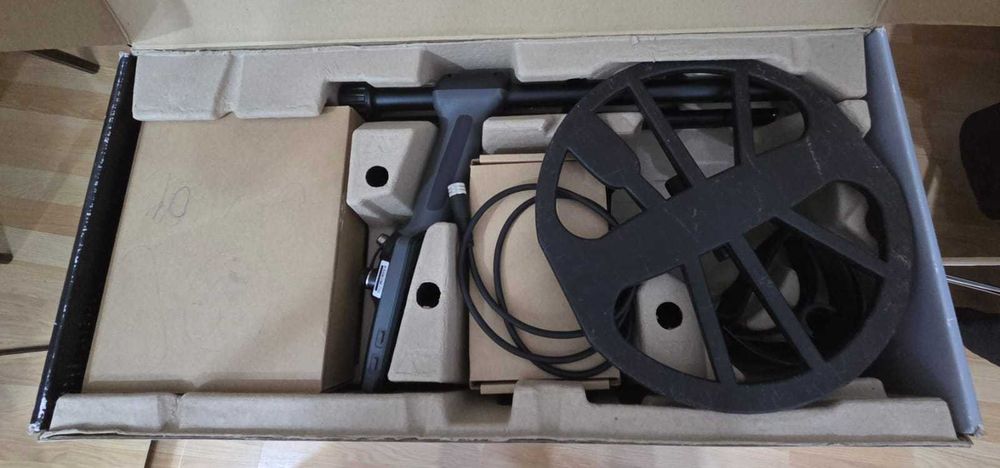 Металлоискатель Minelab Equinox 800