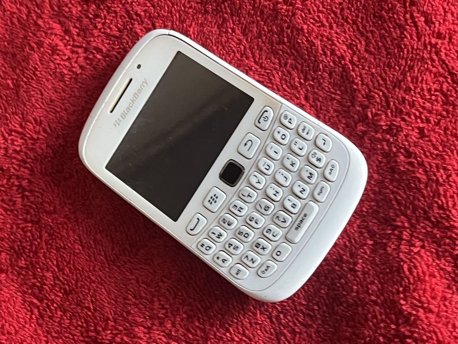 Super telefon BlackBerry Alb