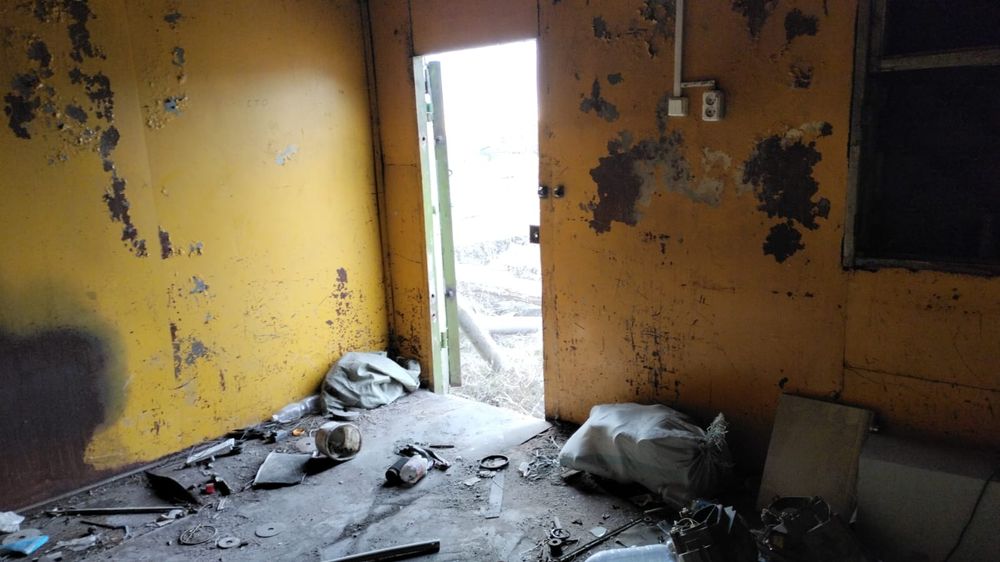 Продаю домик . Будка,контейнер